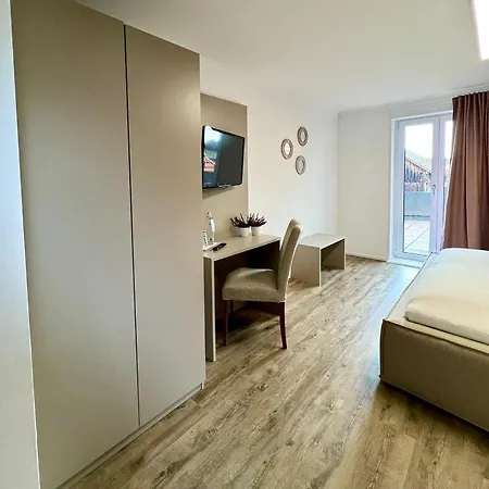 Reibersdorfer Hof Hotel *